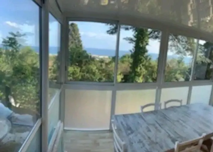 Maisonnette Saint Clair, La Vie Est Belle!