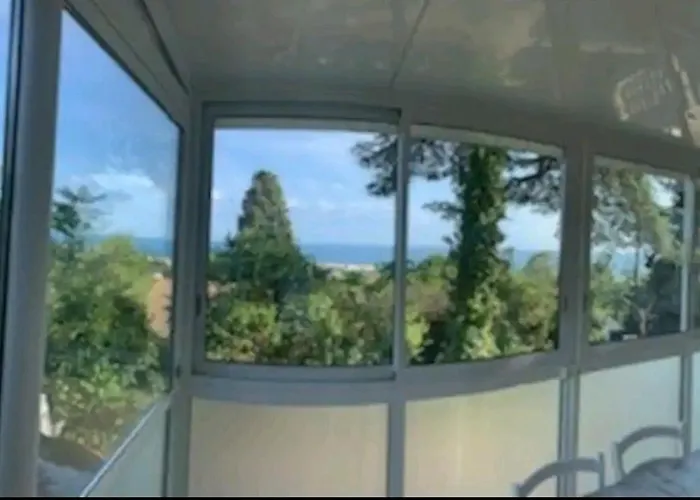 Maisonnette Saint Clair, La Vie Est Belle!