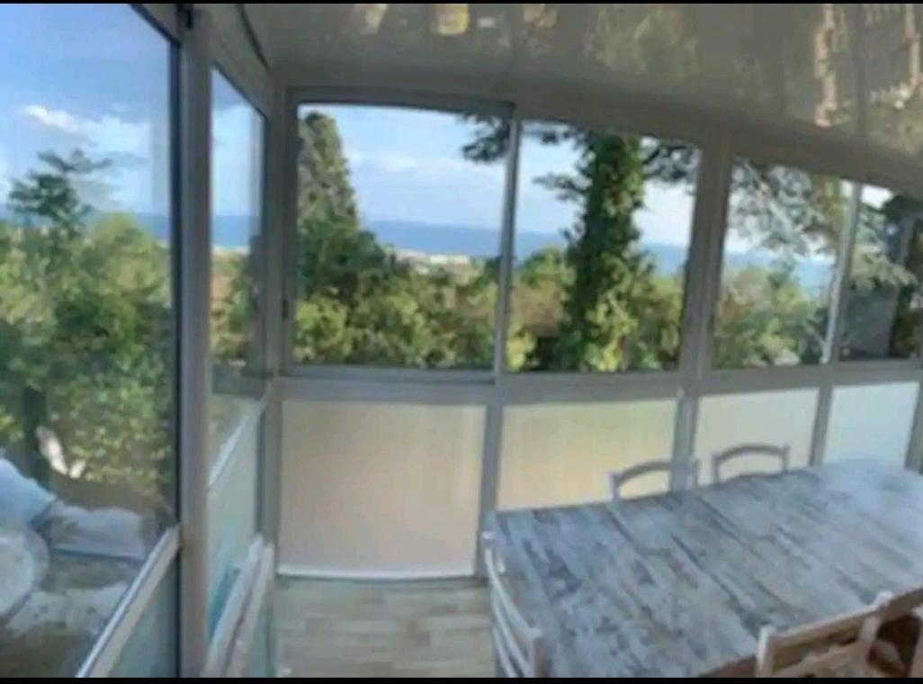 Maisonnette Saint Clair, La Vie Est Belle! Sete